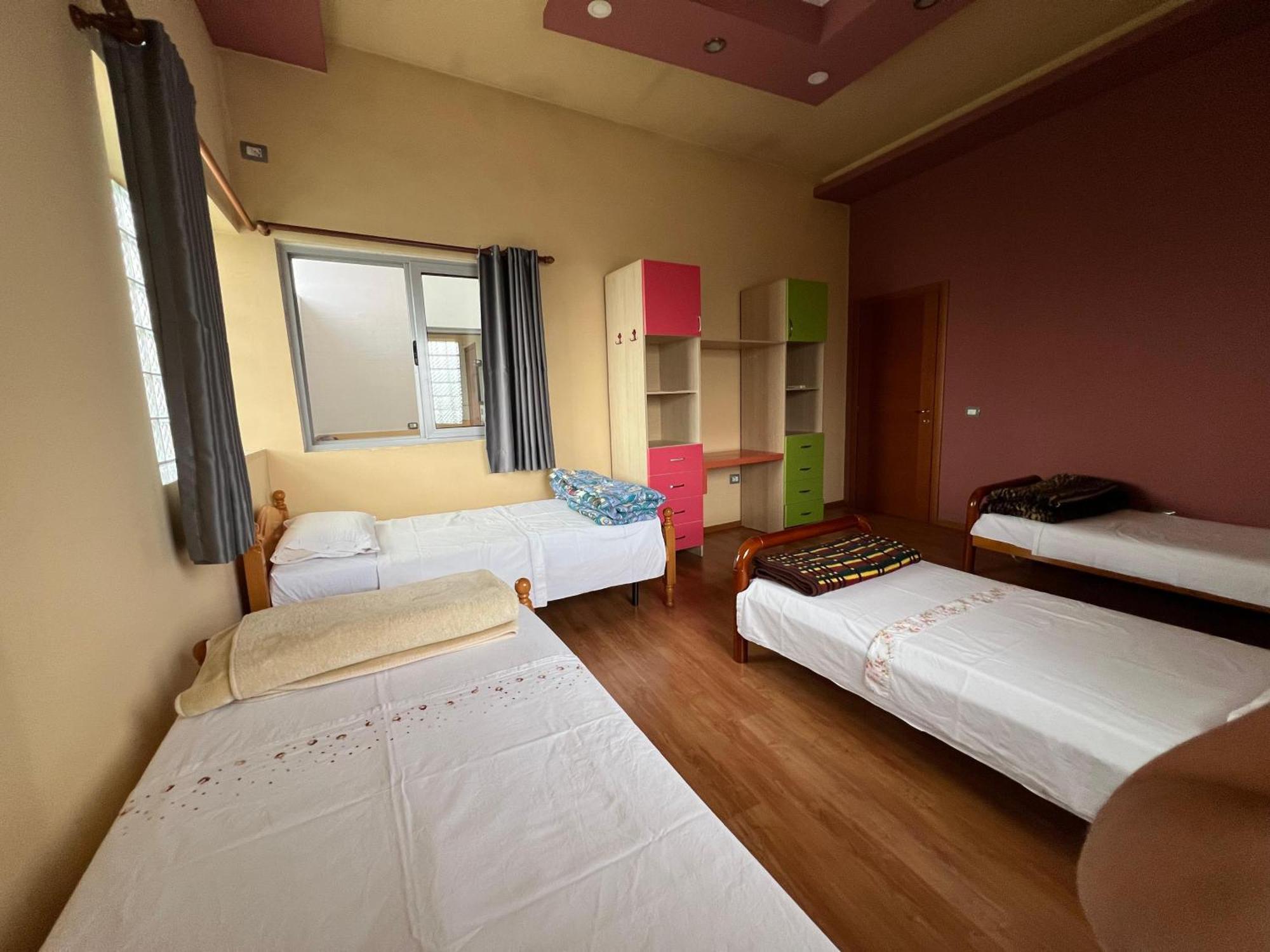 Apartment 189 Tirana Esterno foto